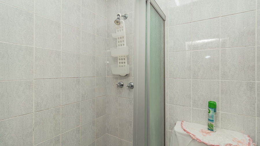 4 Bedroom Property for Sale in Bodorp Western Cape